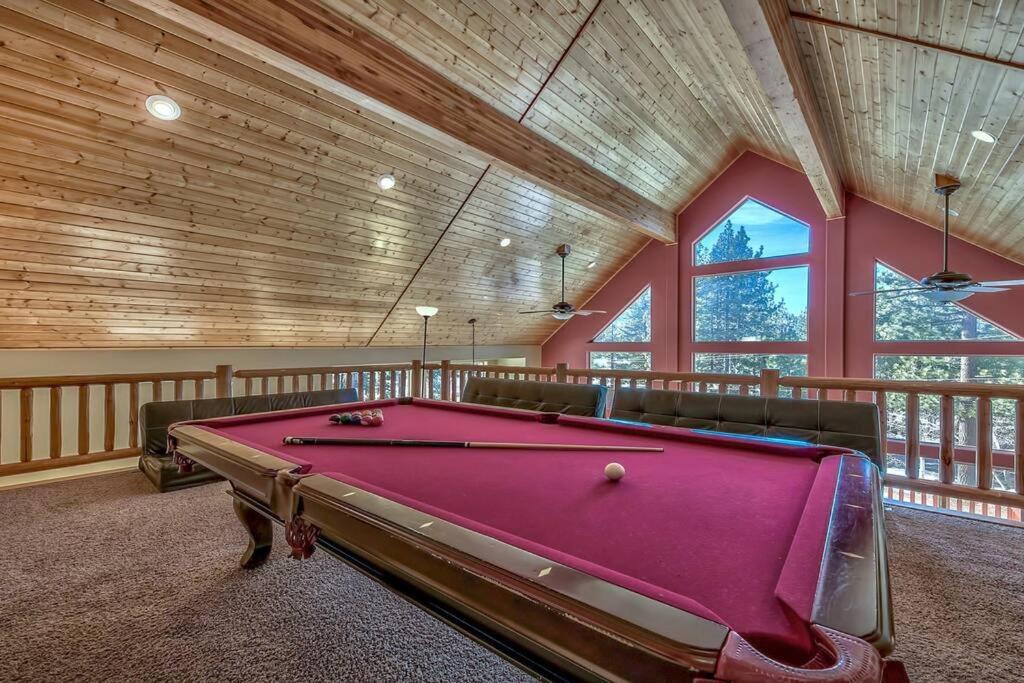 | Heated 5Bd Indoor Pool House,Steam Shower