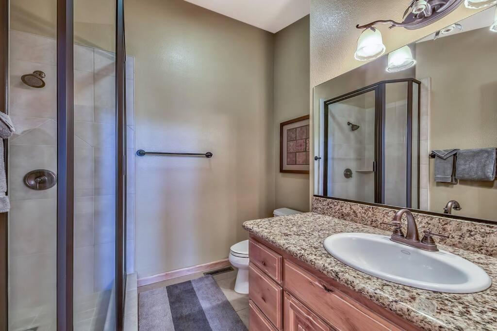| Heated 5Bd Indoor Pool House,Steam Shower
