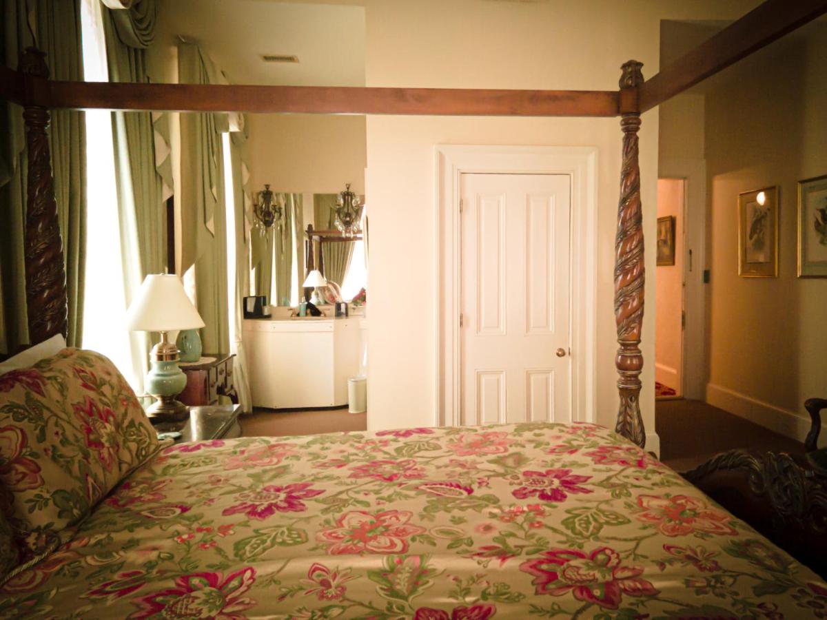 | The Guest House Historic Mansion