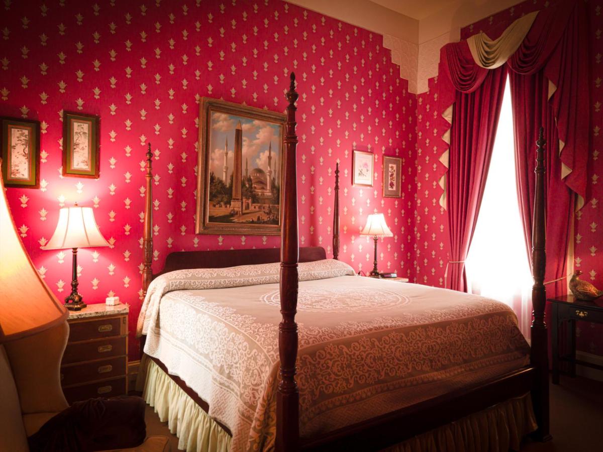| The Guest House Historic Mansion