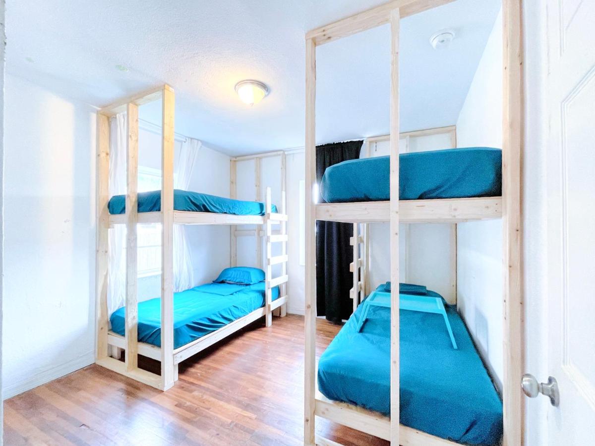 | Bloom Miami Coliving Hostel