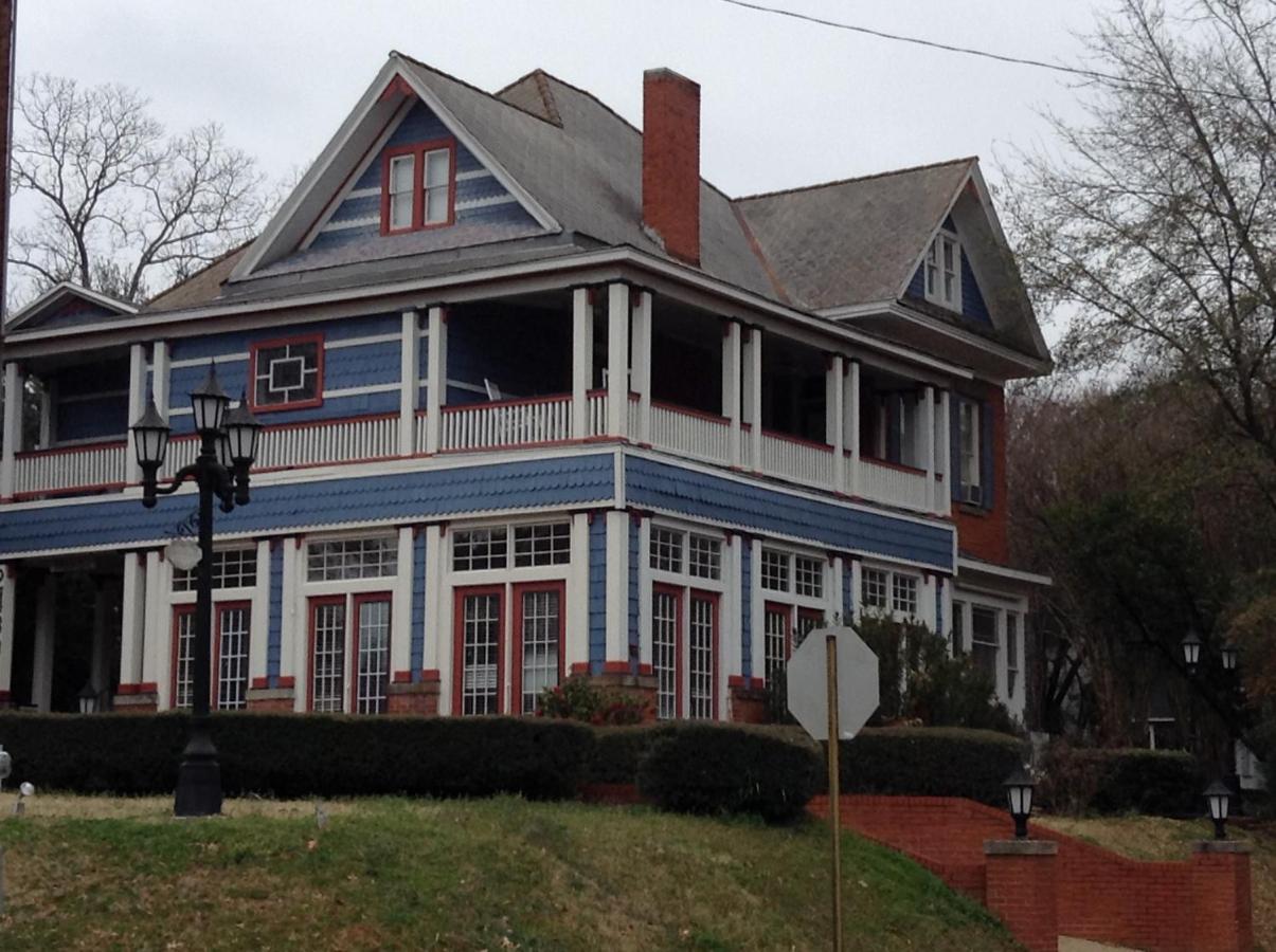  | 2439 Fairfield 