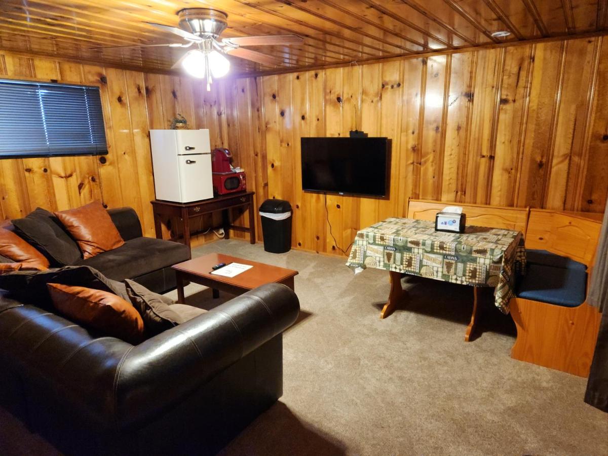 | Eagle Nest Fly Shack & Lodge