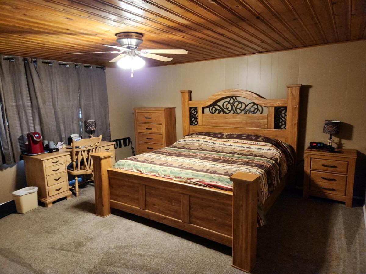 | Eagle Nest Fly Shack & Lodge