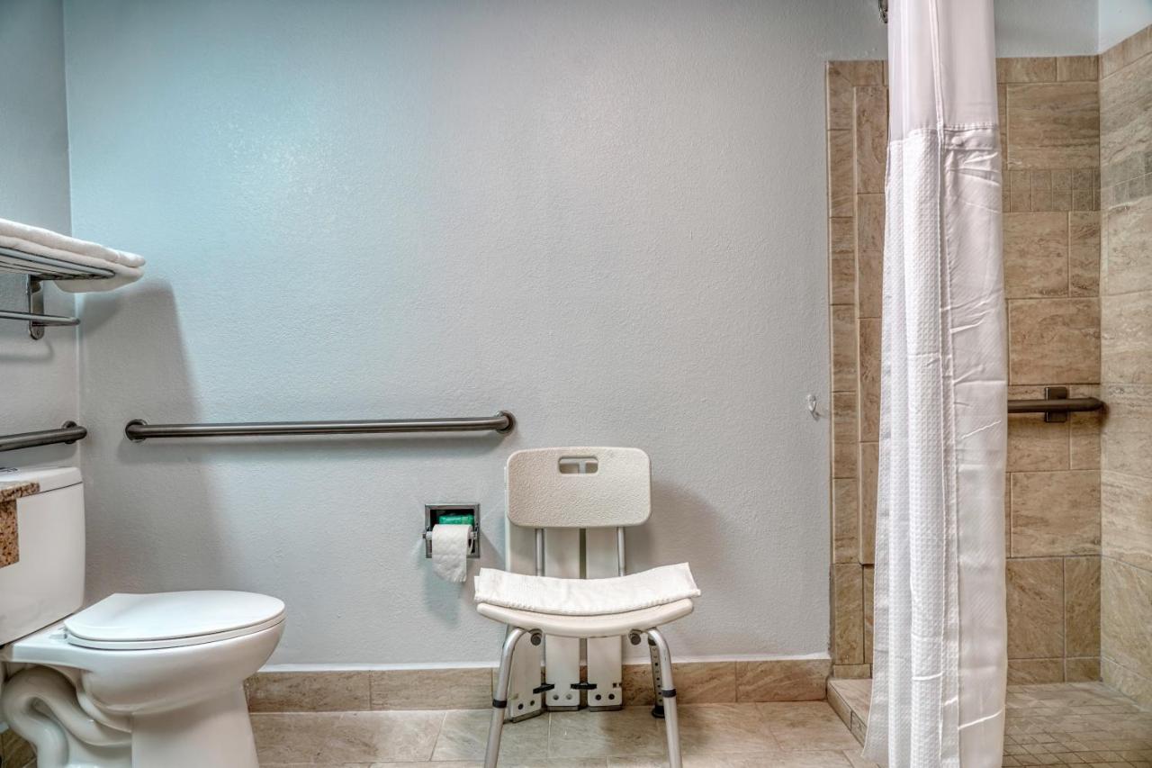 | Econo Lodge