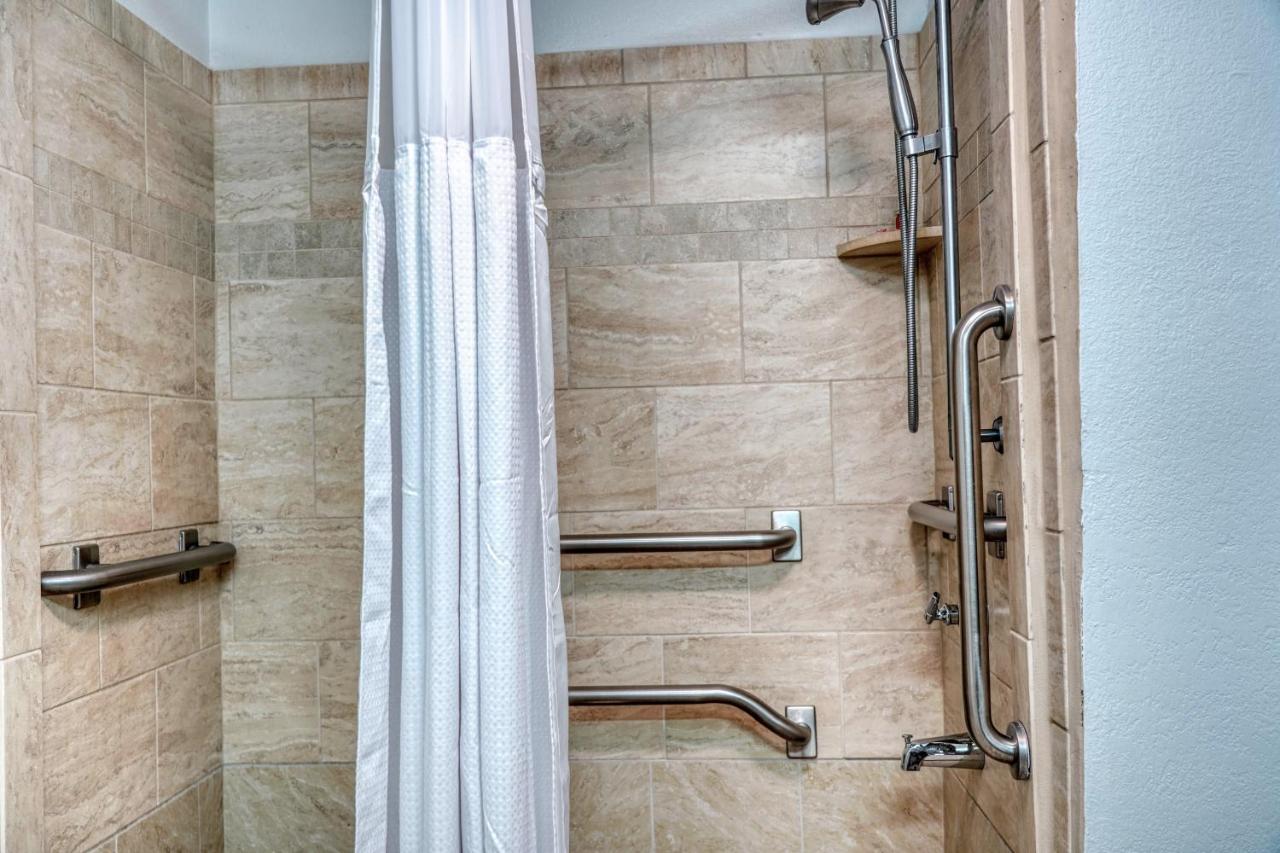  | Econo Lodge