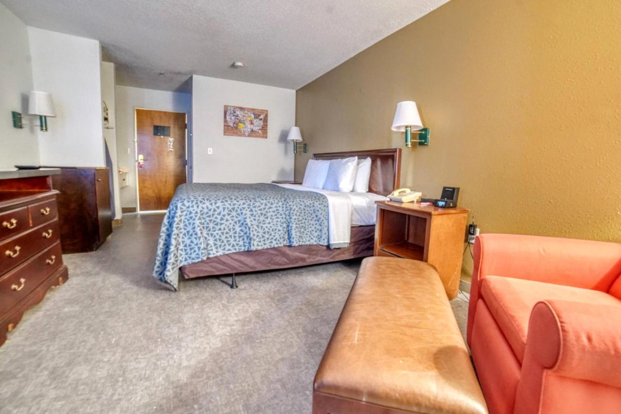 | Econo Lodge