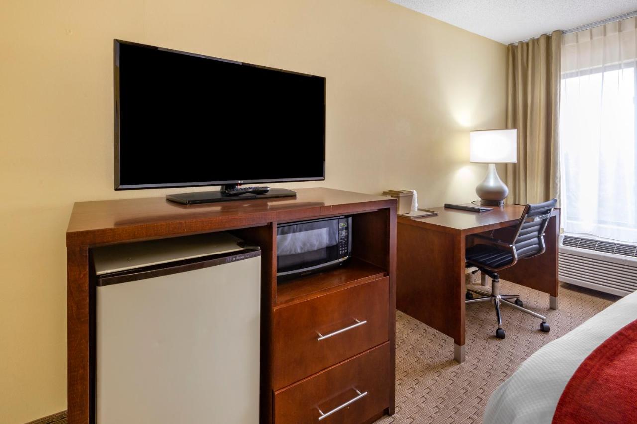 King Suite with Sofa Bed - Non-Smoking at Comfort Inn Garner Clayton I-40
