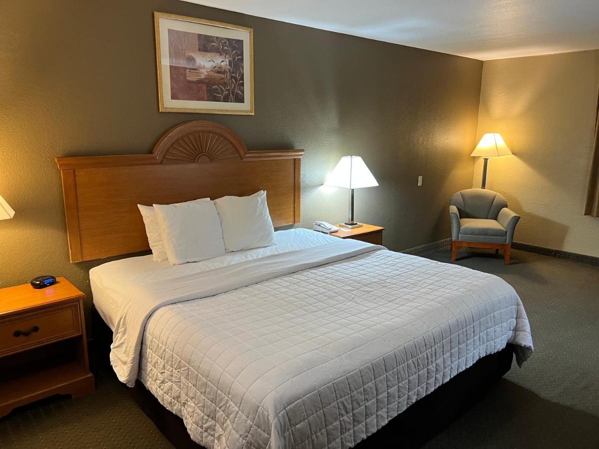 King Room - Non-Smoking at Americas Best Value Inn Pharr