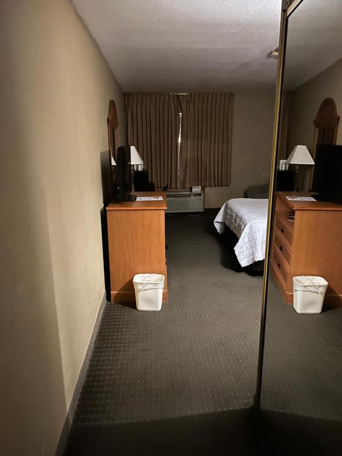 King Room - Non-Smoking at Americas Best Value Inn Pharr