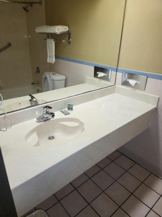 Queen Room with Two Queen Beds - Non-Smoking at Americas Best Value Inn Pharr