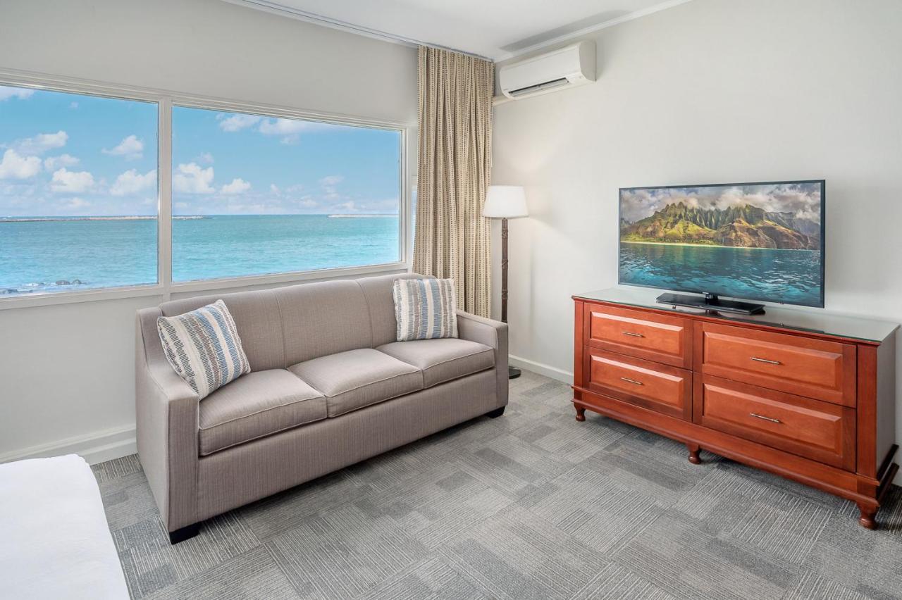 | Maui Beach Hotel