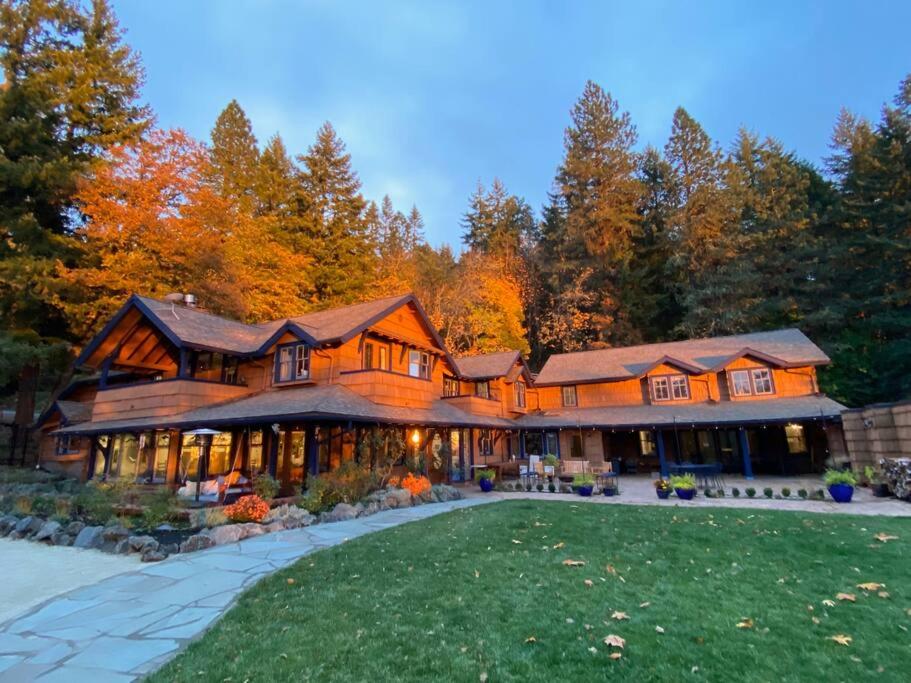 | Mount Tom House