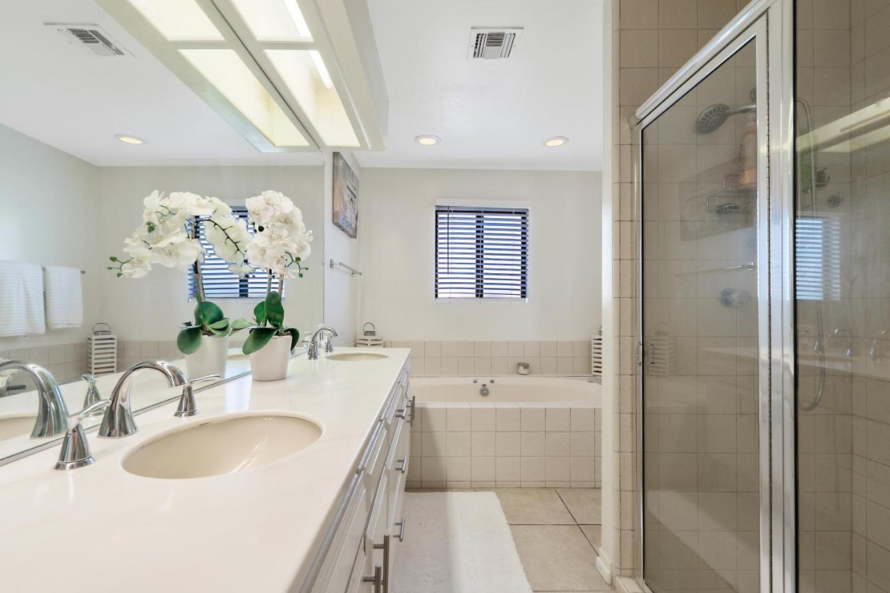  | SPANISH STYLE HOME PRIVATE POOL ON Golf Course