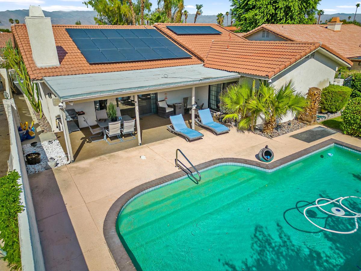  | SPANISH STYLE HOME PRIVATE POOL ON Golf Course