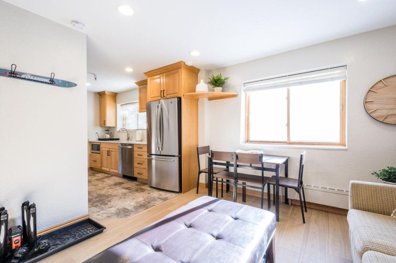 | Powder Hound 1 Bedroom Brighton Chalet