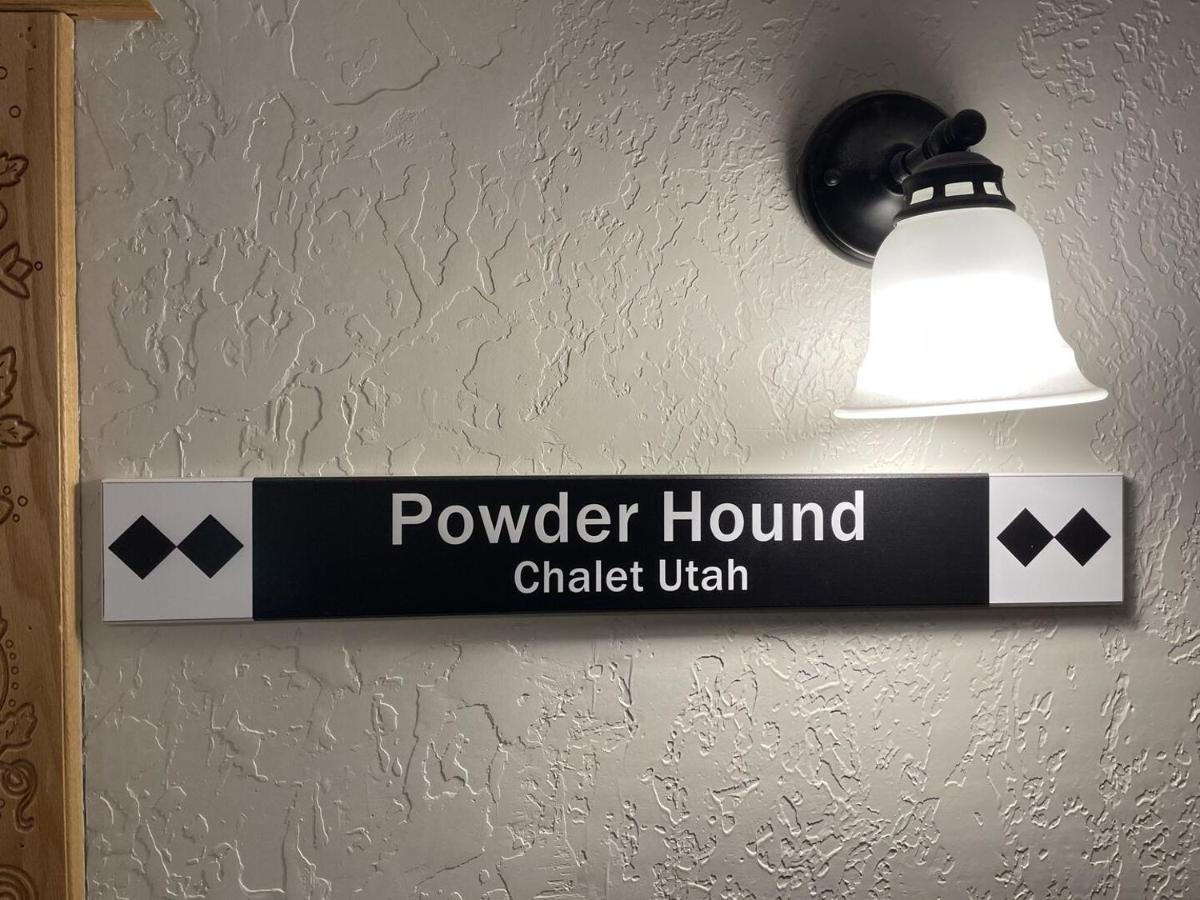 | Powder Hound 1 Bedroom Brighton Chalet
