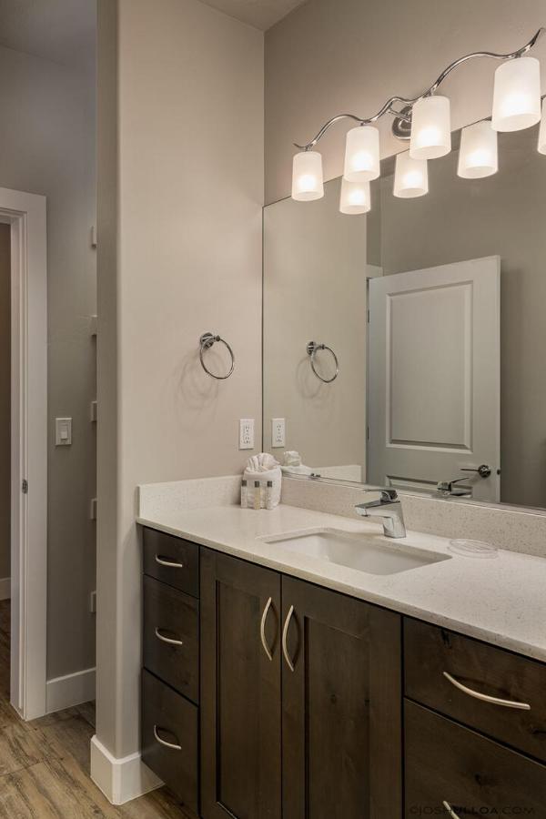 | S301-Hilltop Hideaway-Third Floor 3-bedroom Pool View