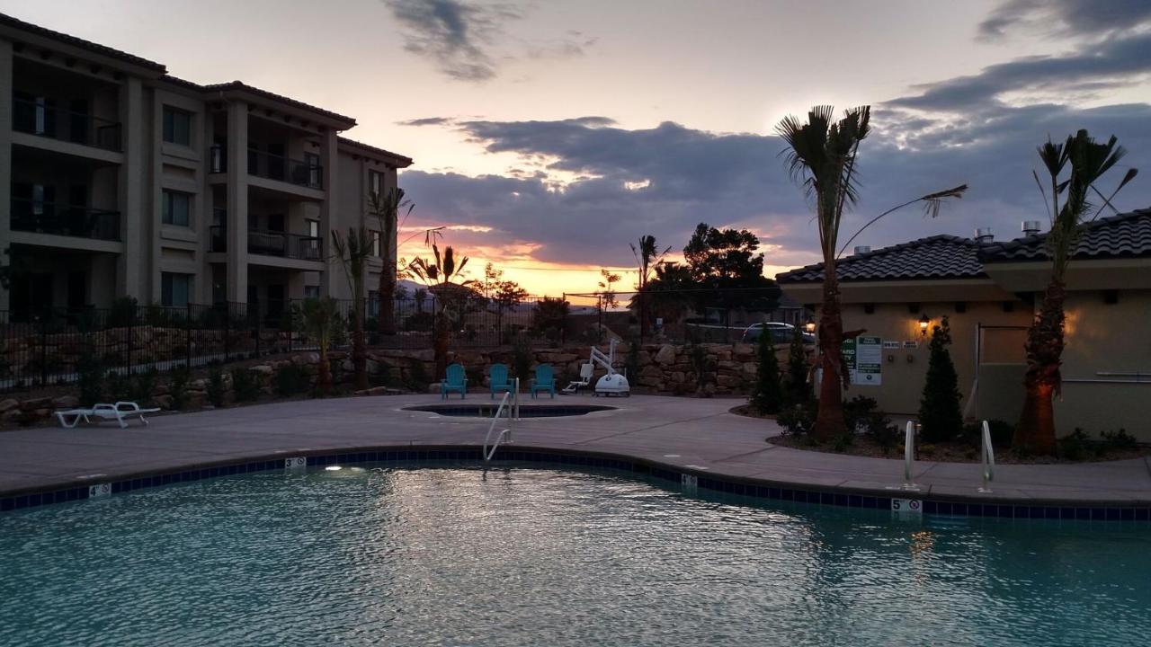 | S404-The Penthouse-Fourth Floor 3-bedroom Pool View