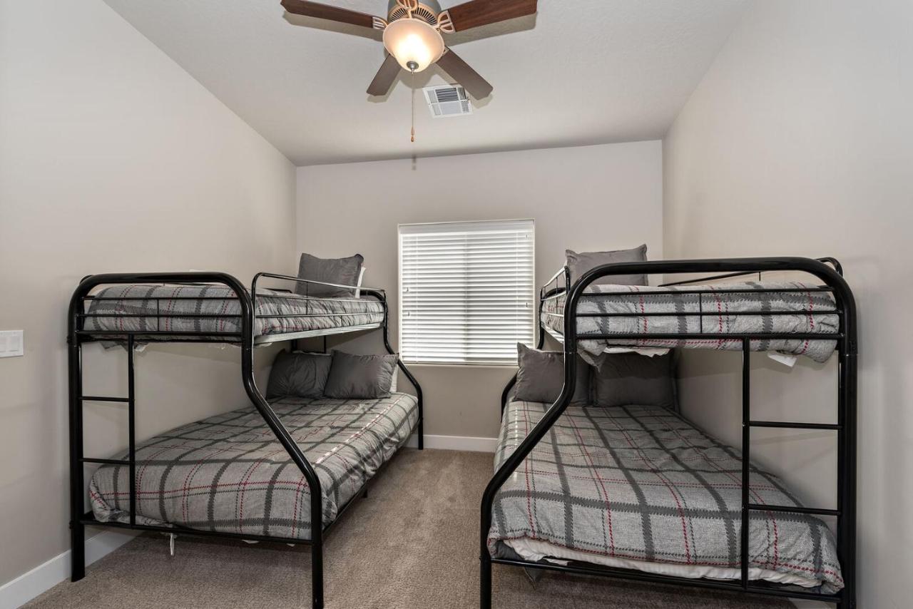 | S404-The Penthouse-Fourth Floor 3-bedroom Pool View