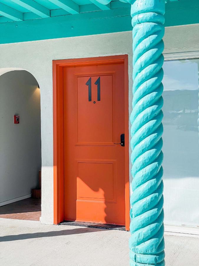 | Taos Motor Lodge