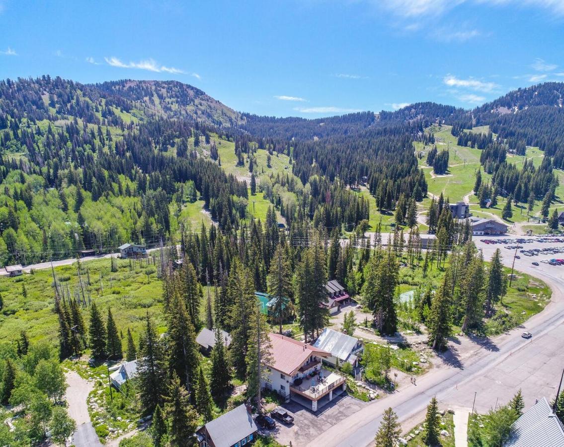 | Big Cottonwood 2 Bedroom Brighton Chalet