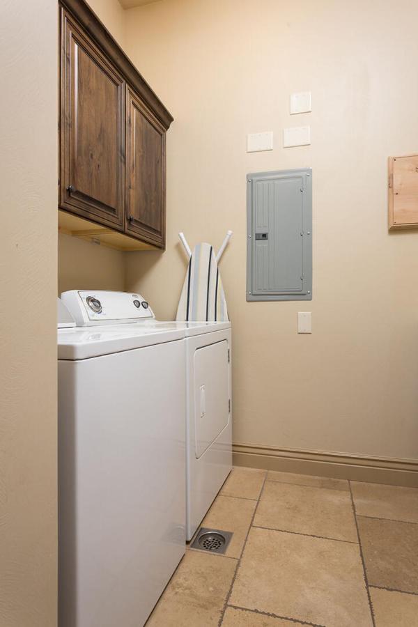  | H5-The Kestrel-Ground Floor 3-bedroom Hillside View