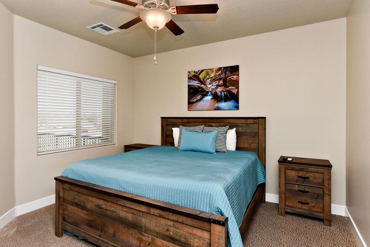 | S302-Snow Canyon Suite-Third Floor 4-bedroom Pool View