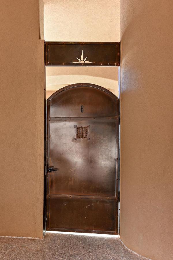 | D6-The Turtle Wall Suite-Ground Floor 2-bedroom Hillside View