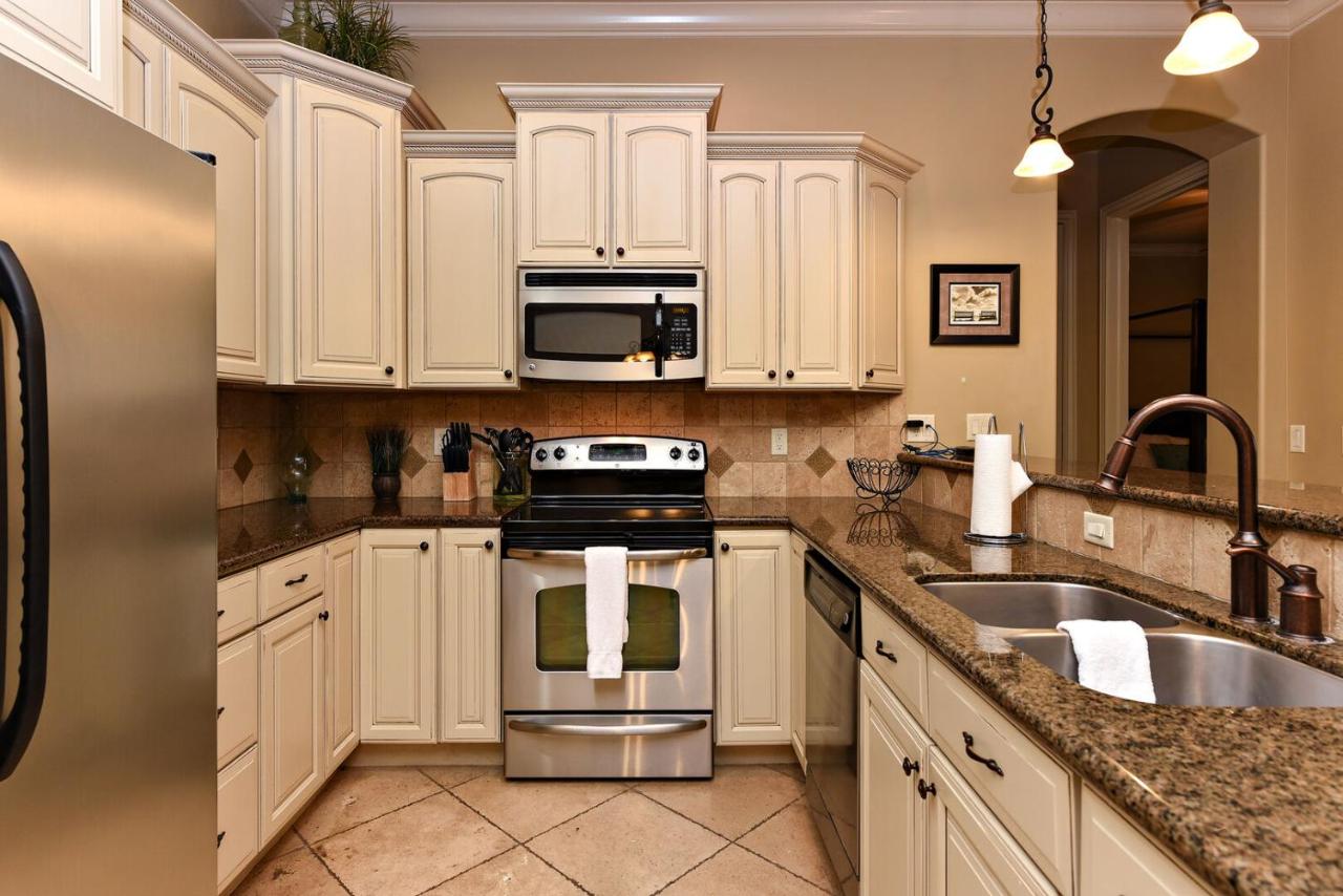 | D6-The Turtle Wall Suite-Ground Floor 2-bedroom Hillside View