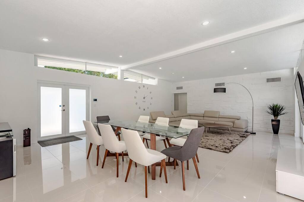 | Exceptional Remodeled Luxury House