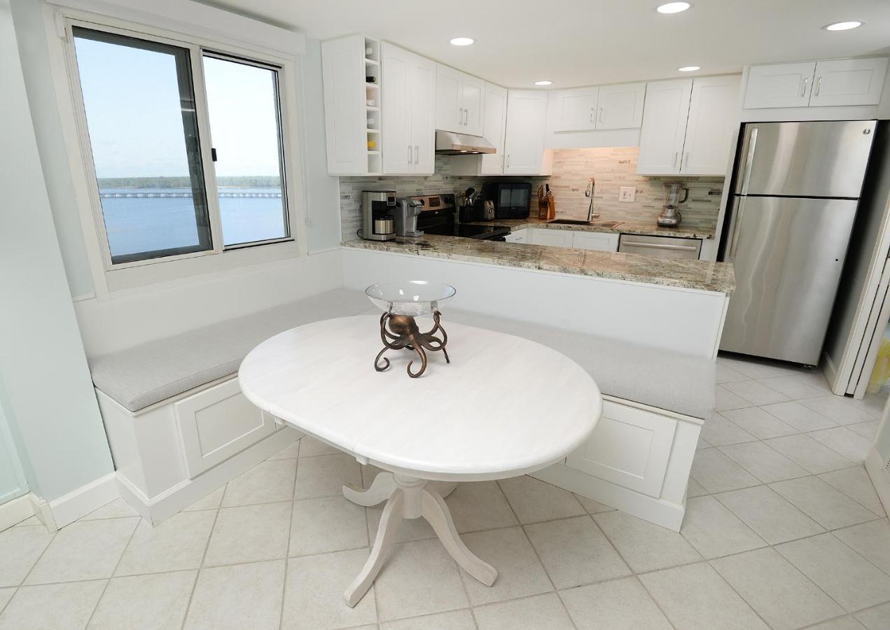| Gulf-front and Lake-Front bliss with 2 balconies at Pinnacle Port Resort