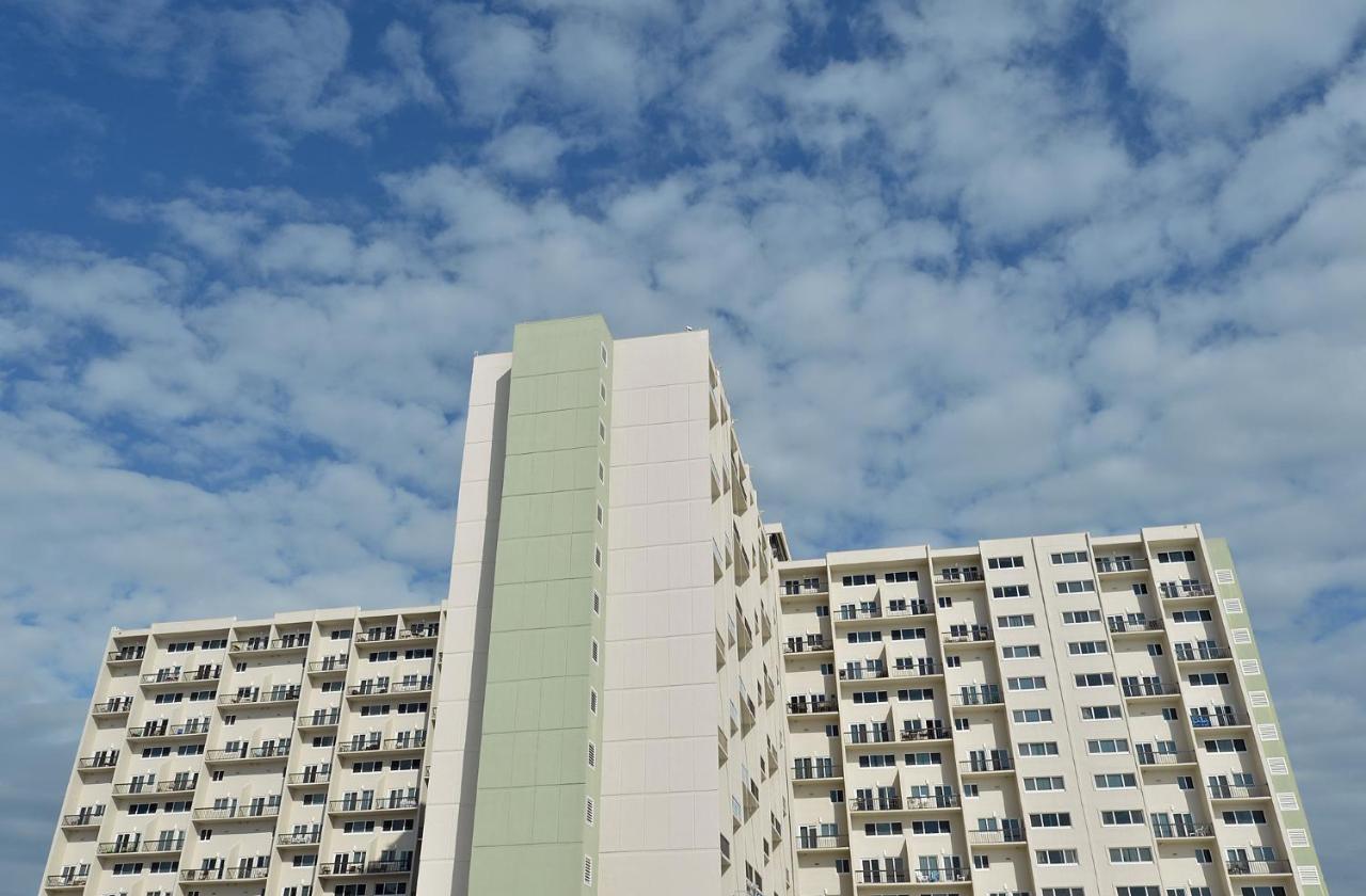  | Gulf-front and Lake-Front bliss with 2 balconies at Pinnacle Port Resort