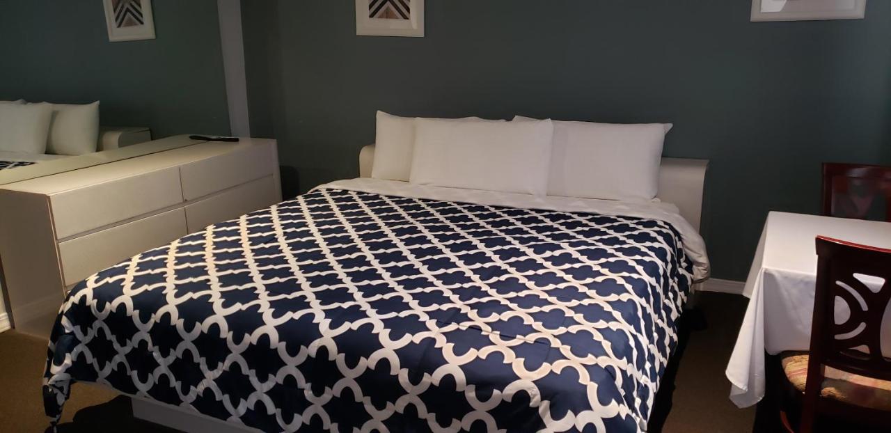 King Room at Jones Beach Hotel