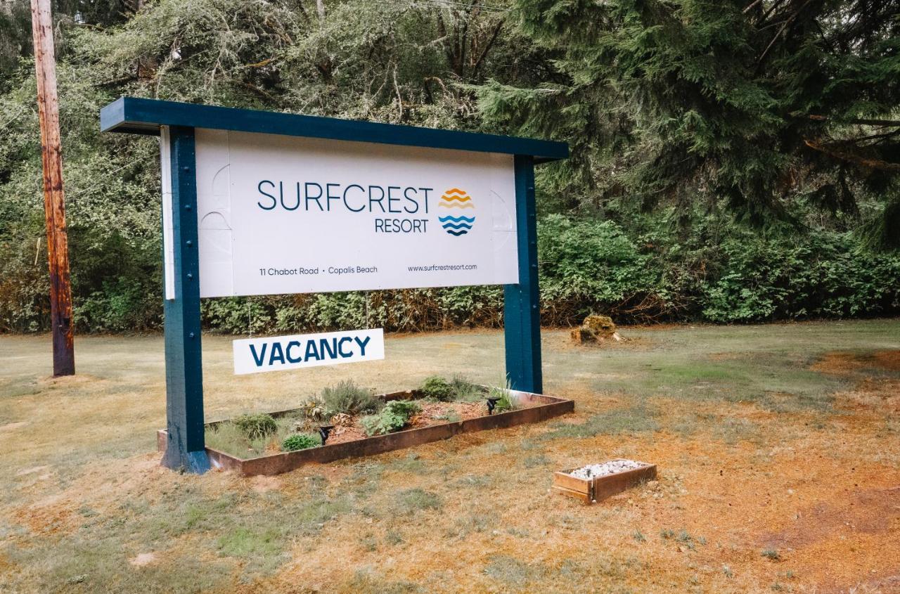 | Surfcrest Resort