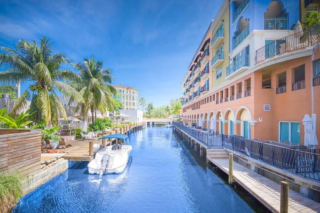 | The House with the Best Pool Area in Ft Lauderdale