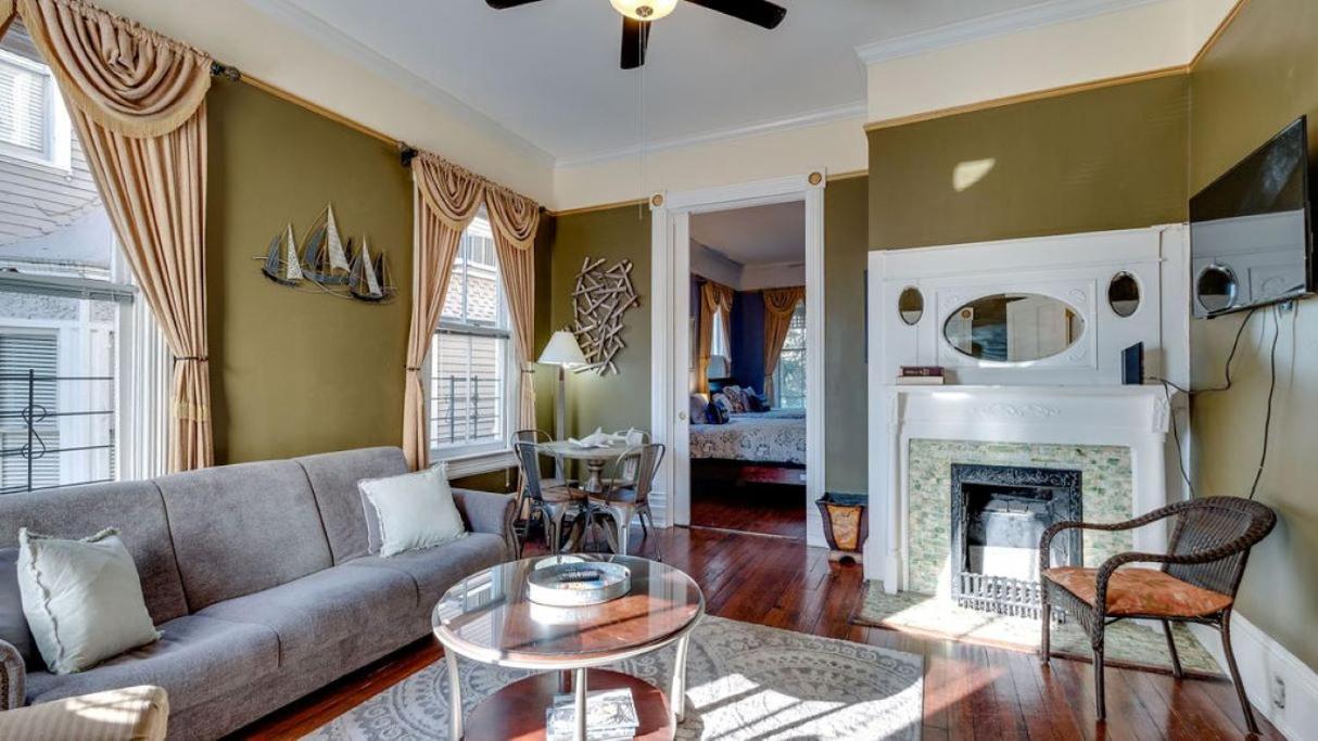 | The Jepson Estate on Forsyth Park!