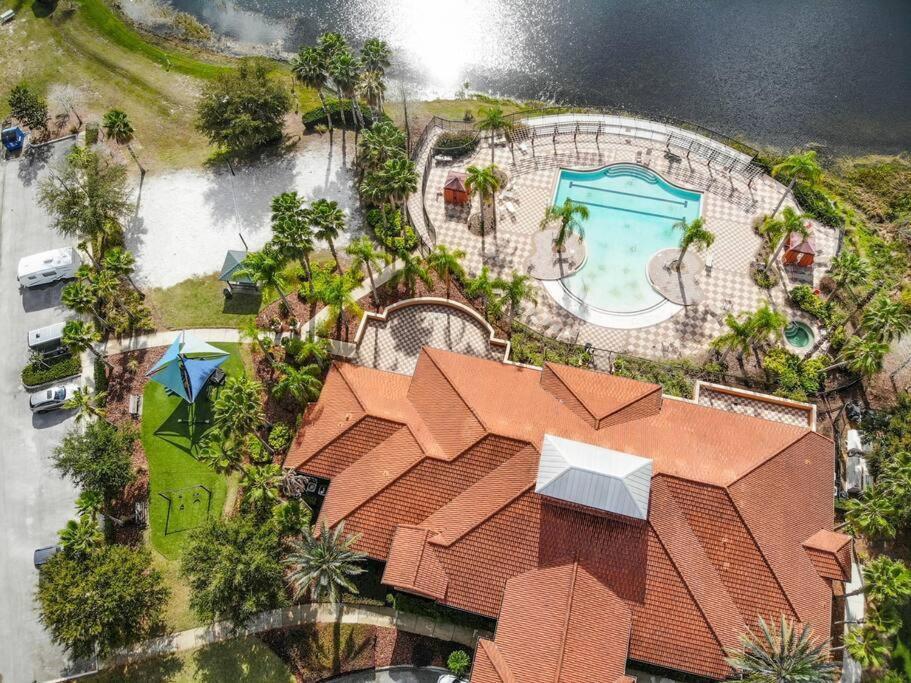  | Disney Area Pool Home - 6BR/4.5Ba - 12 Guests