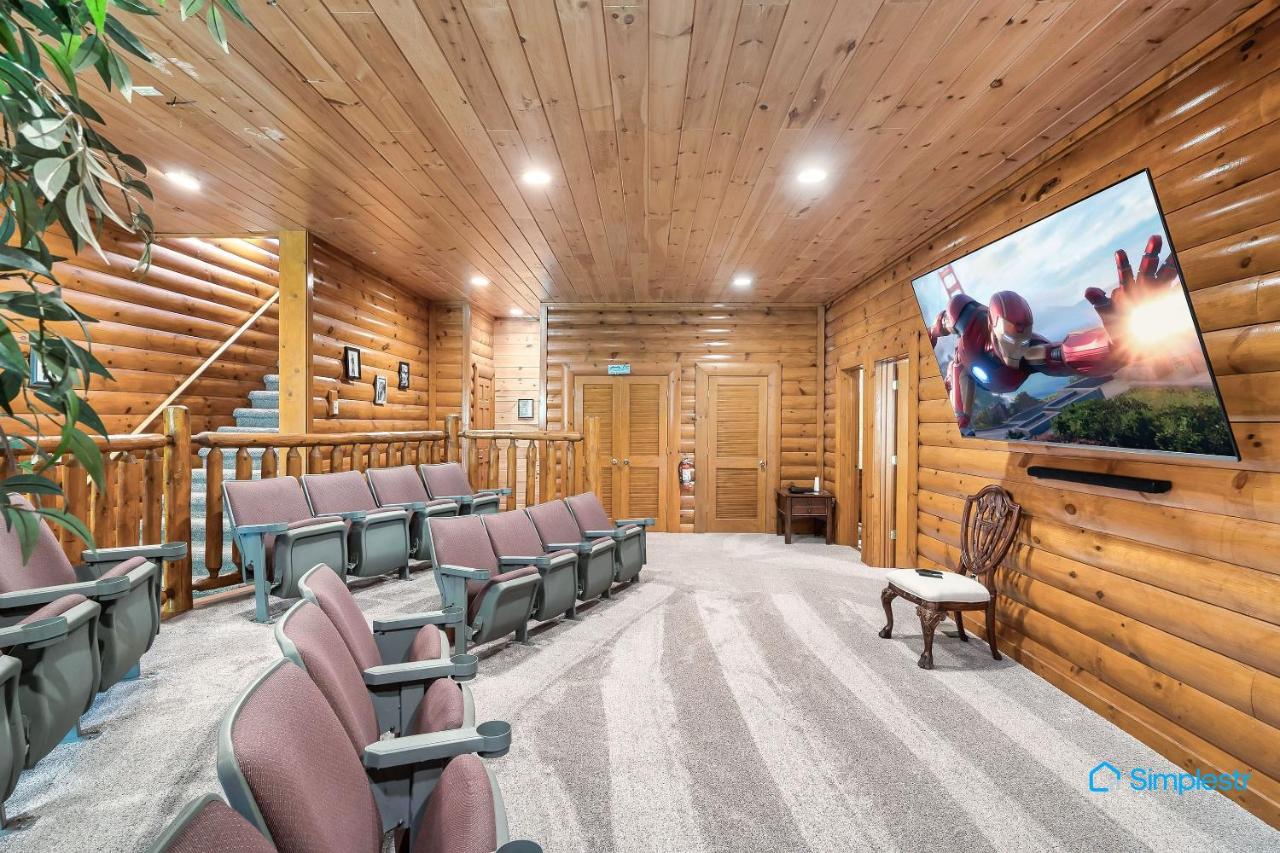 | Game Room 4 Private Spa Tubs BBQ Theater Pool