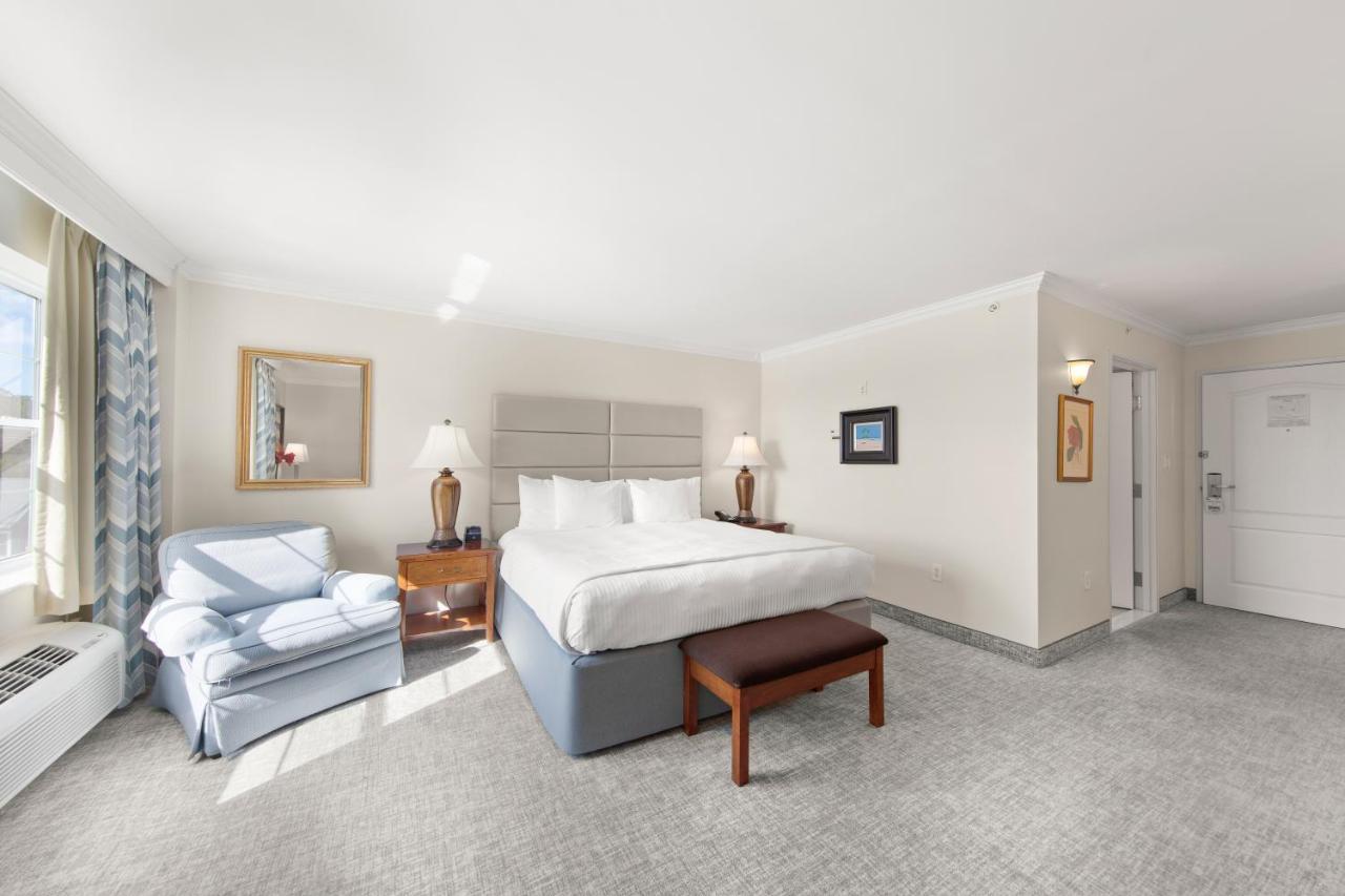 | Hotel Rehoboth