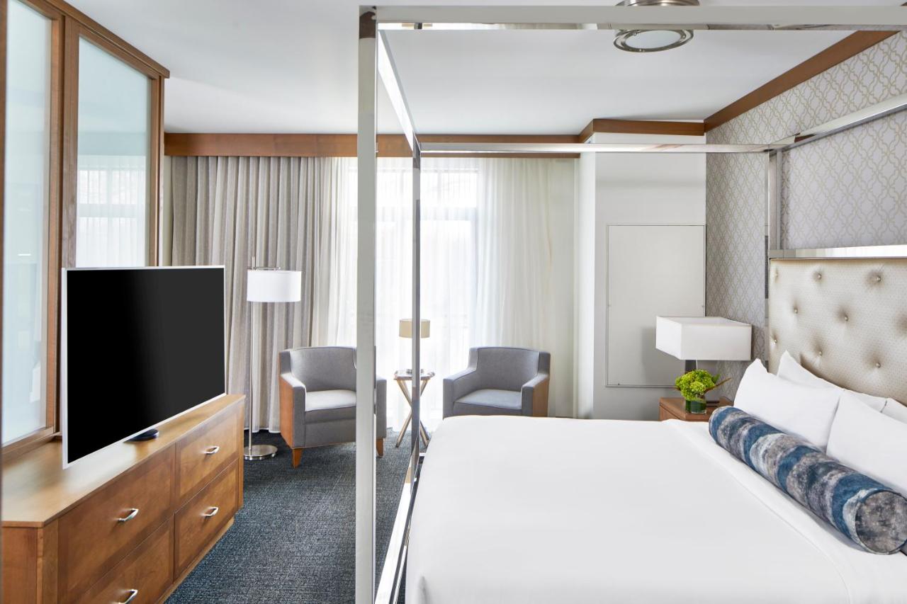 Junior Suite at The Hotel Landing