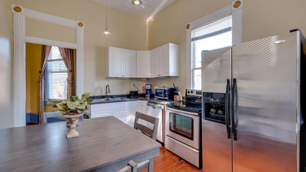 | Forsyth Park 2 Bedroom Beauty
