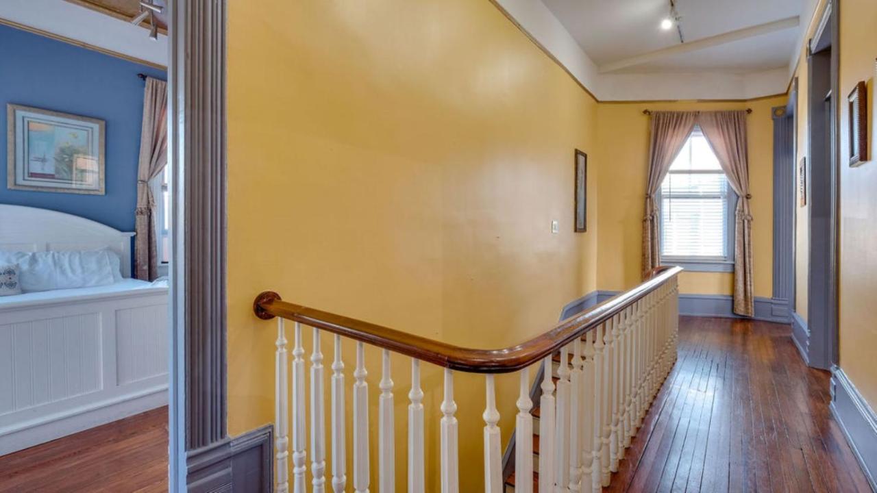 | Forsyth Park 2 Bedroom Beauty