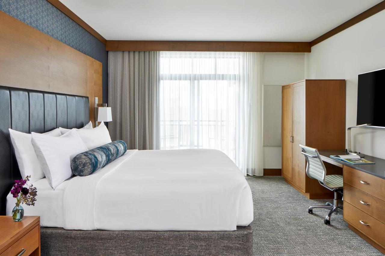 King Studio at The Hotel Landing