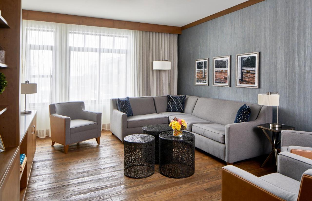 King Studio at The Hotel Landing