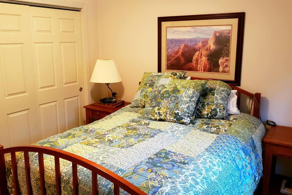 | Black Bear Lux Family Cabin 1 mi from Village