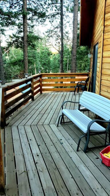 | Black Bear Lux Family Cabin 1 mi from Village