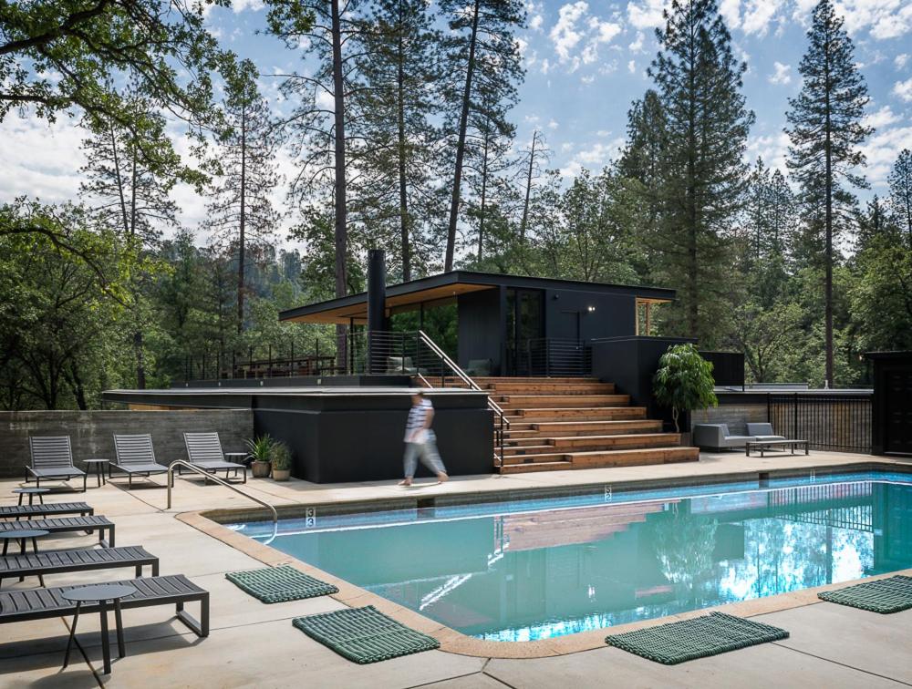 | AutoCamp Yosemite
