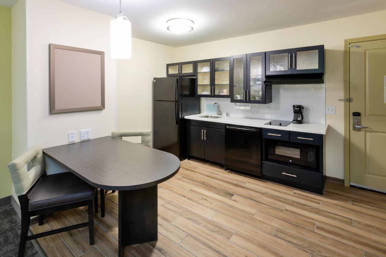 One-Bedroom King Suite - Accessible at Candlewood Suites Rochester Mayo Clinic Area by IHG