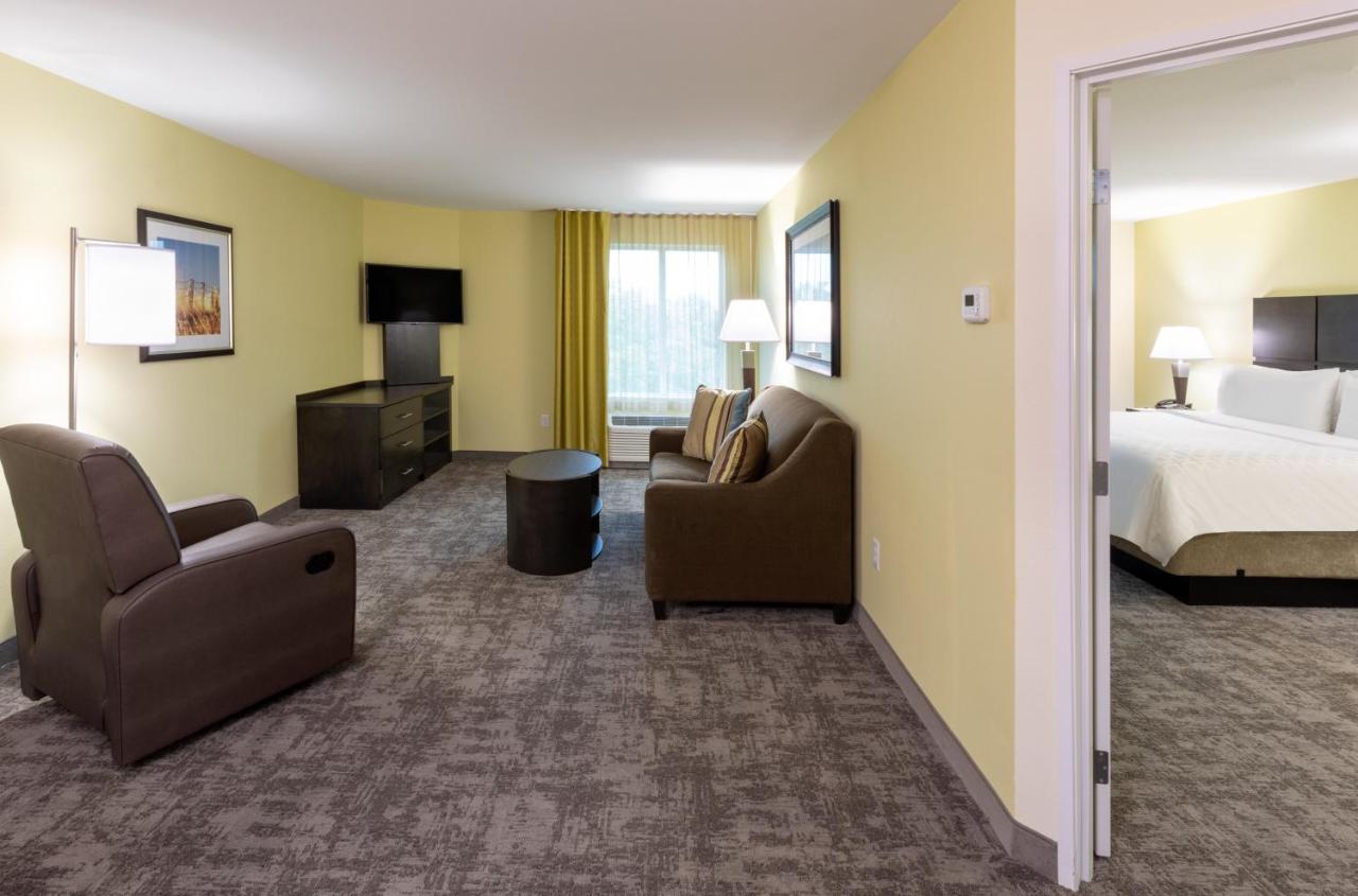 One-Bedroom King Suite - Accessible at Candlewood Suites Rochester Mayo Clinic Area by IHG